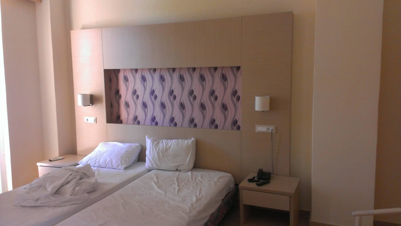 Neues Bett Marianna Palace Hotel