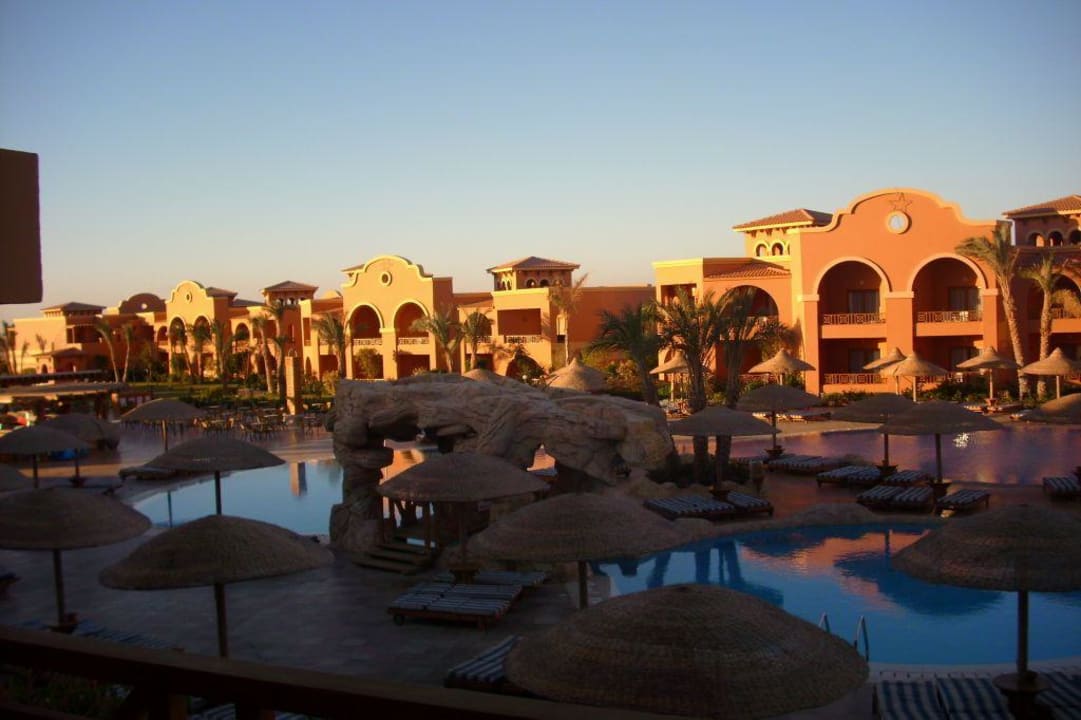 Poolblick aus unserem Zimmer 4503 Charmillion Gardens Aquapark