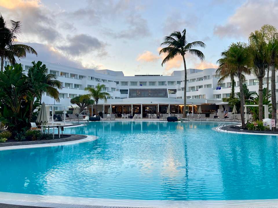 Pool Hipotels La Geria