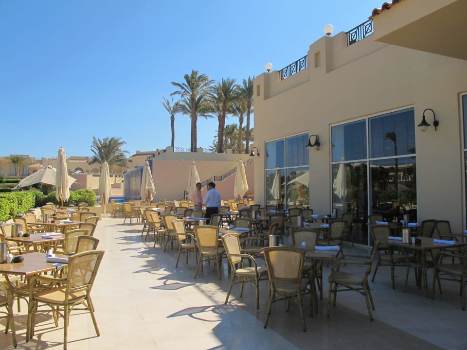  Hauptrestaurant Terrasse Cleopatra Luxury Resort Makadi Bay