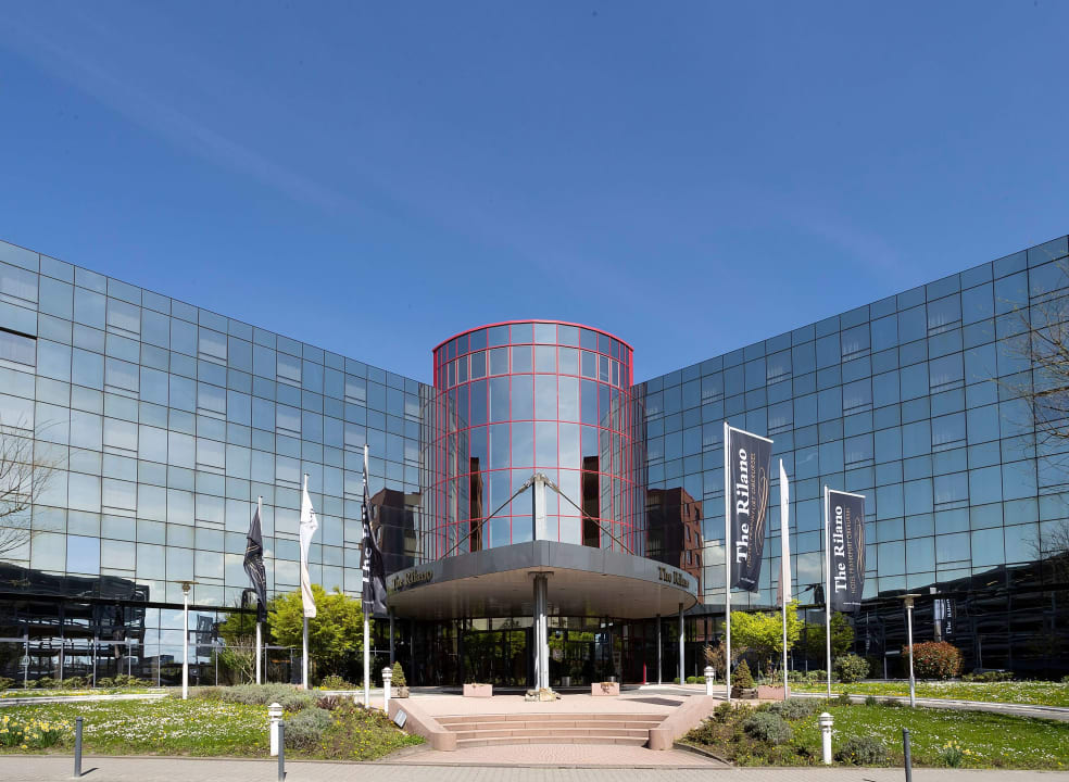 Außenansicht elaya hotel frankfurt oberursel