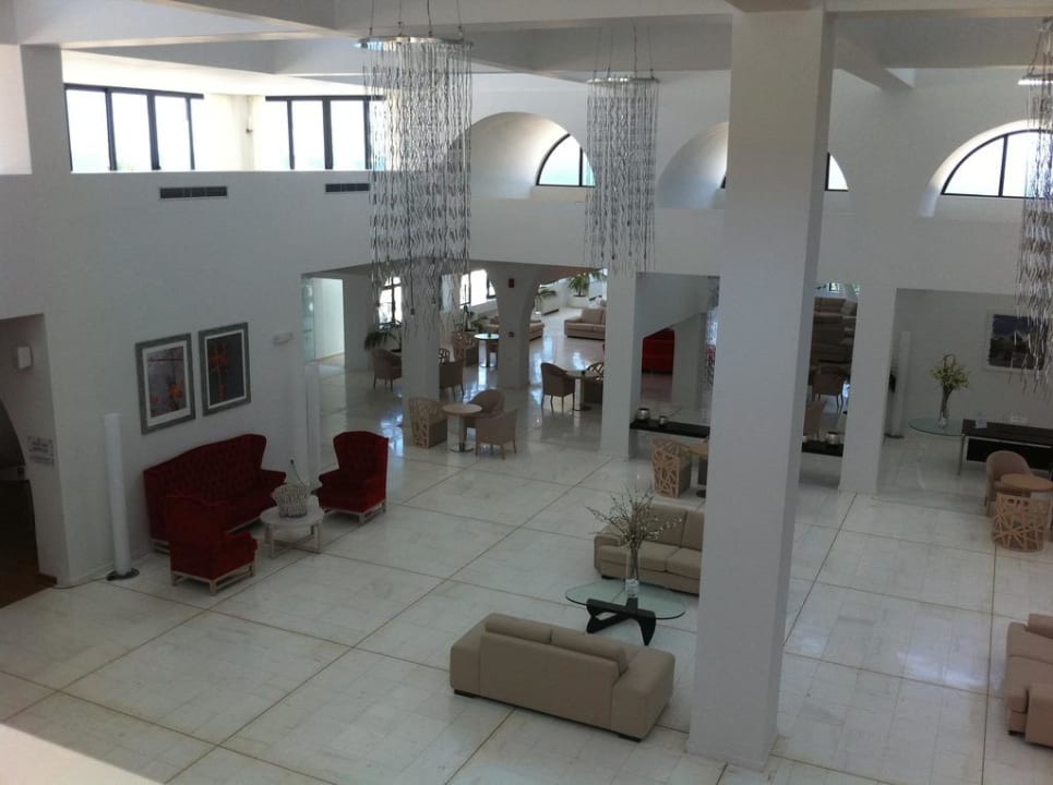 Lobby von oben TUI BLUE Oceanis Beach and Spa Resort