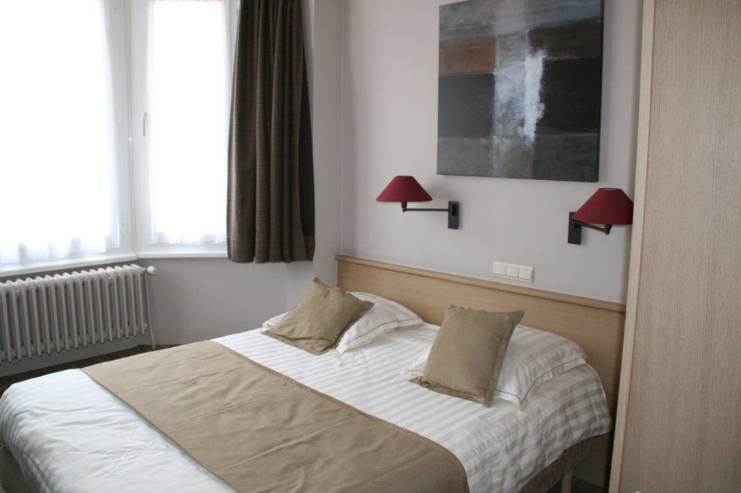 Doppelzimmer Typ "A" Hotel Ambassador