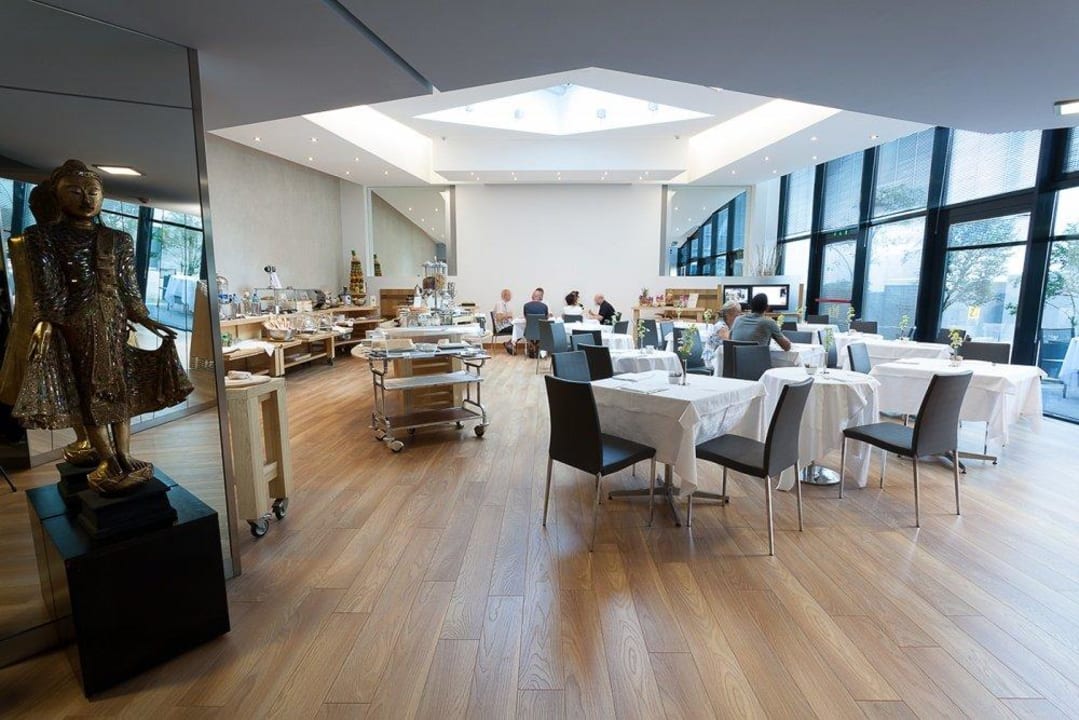 Sala colazioni Pyramid Best Western Plus Executive Hotel & Suites