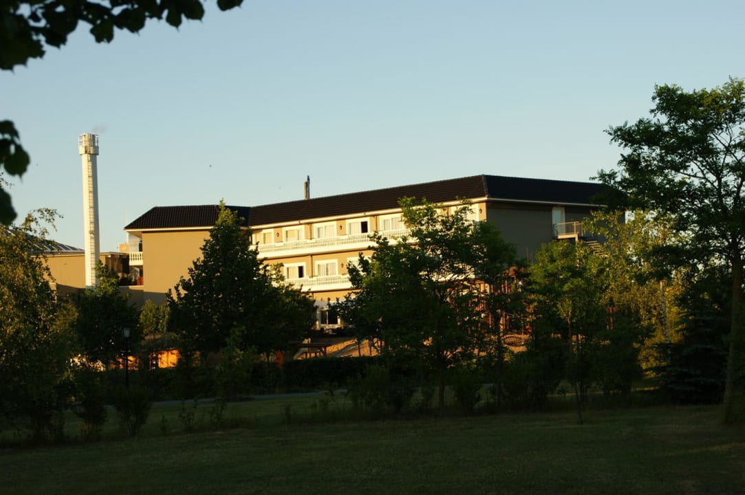 Hotelgebäude Van der Valk Resort Linstow