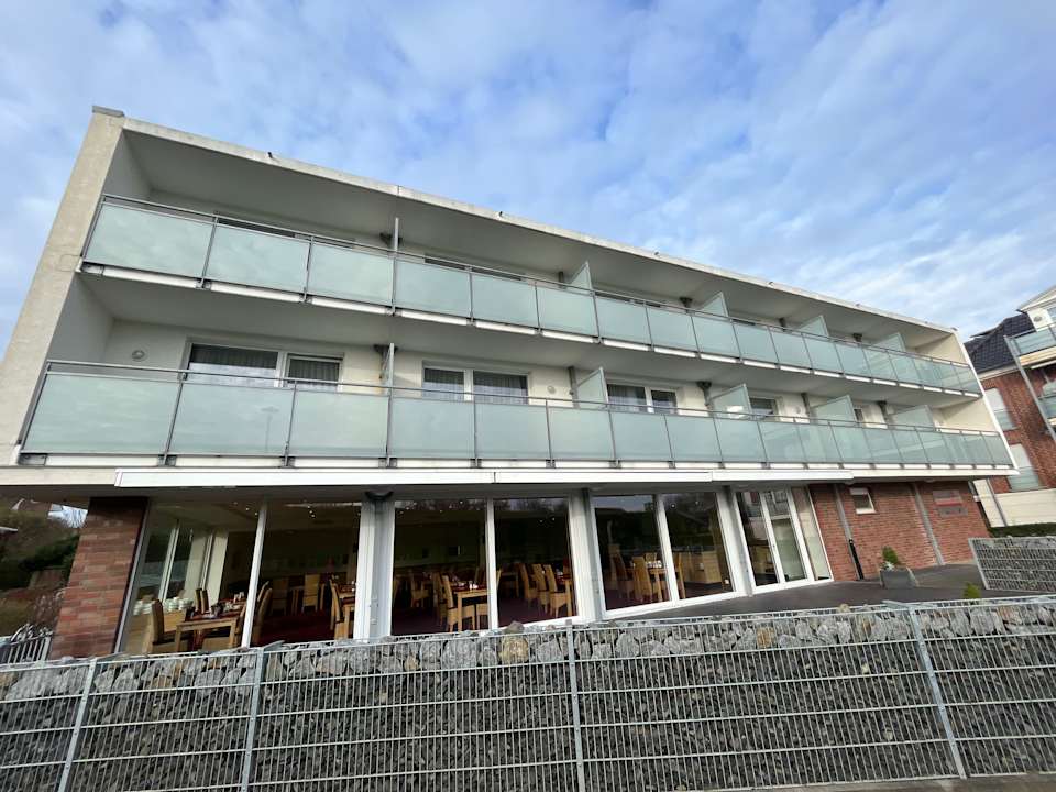 Außenansicht Hotel Hafen Büsum