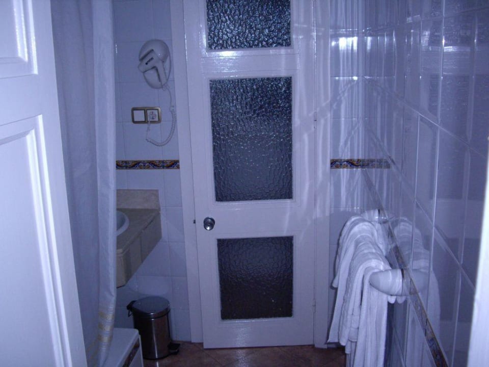 Badezimmer Globales Reina Cristina