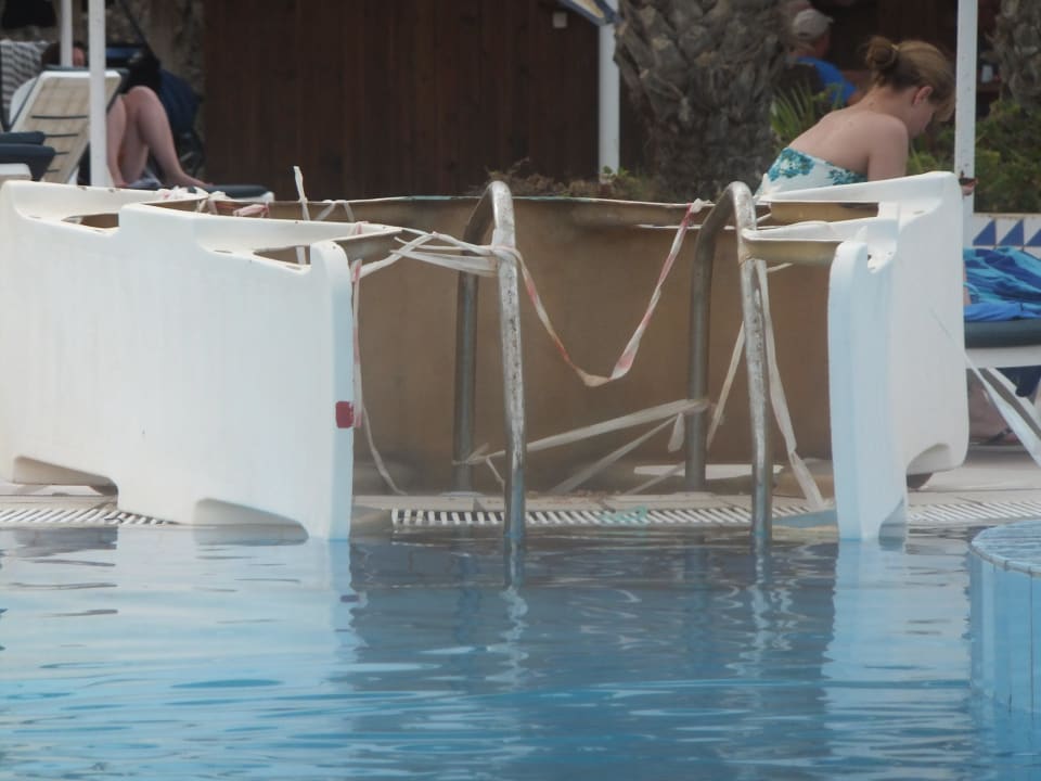Verletzungsgefahr Hotel El Mouradi Djerba Menzel