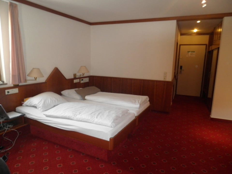 Unser großzügiges Zimmer Hotel Stadt Breisach