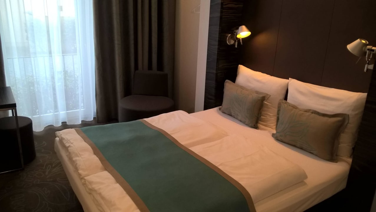 Zimmer Motel One Köln Waidmarkt