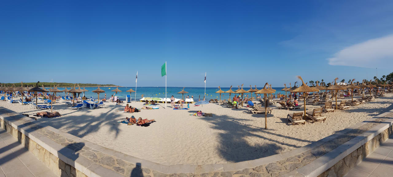 Strand Hotel Mariant