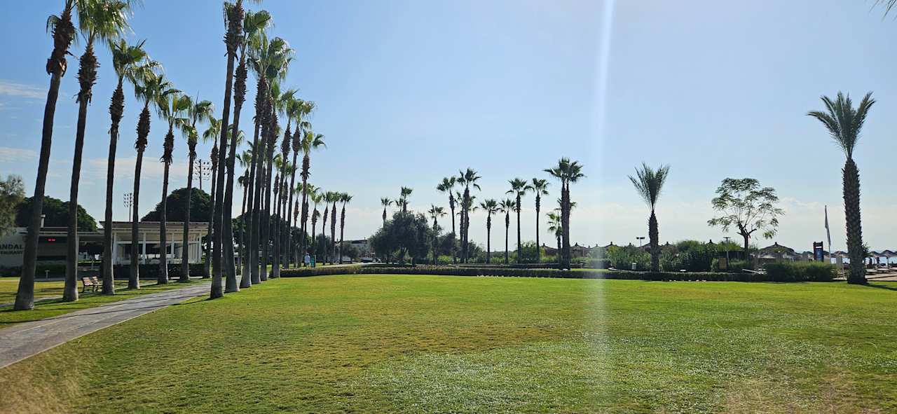 Ausblick Lara Barut Collection