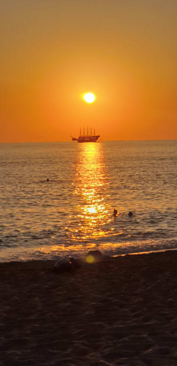 Strand Gardenia Hotel