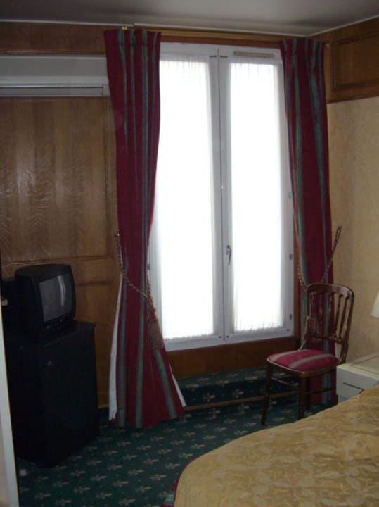 Doppelzimmer im ersten Stock Hotel Princesse Isabelle