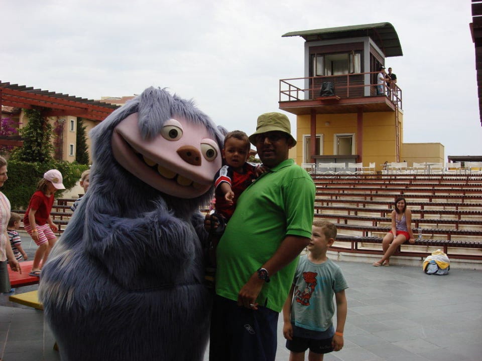 Kinder Show von Neckarmann TUI BLUE Xanthe