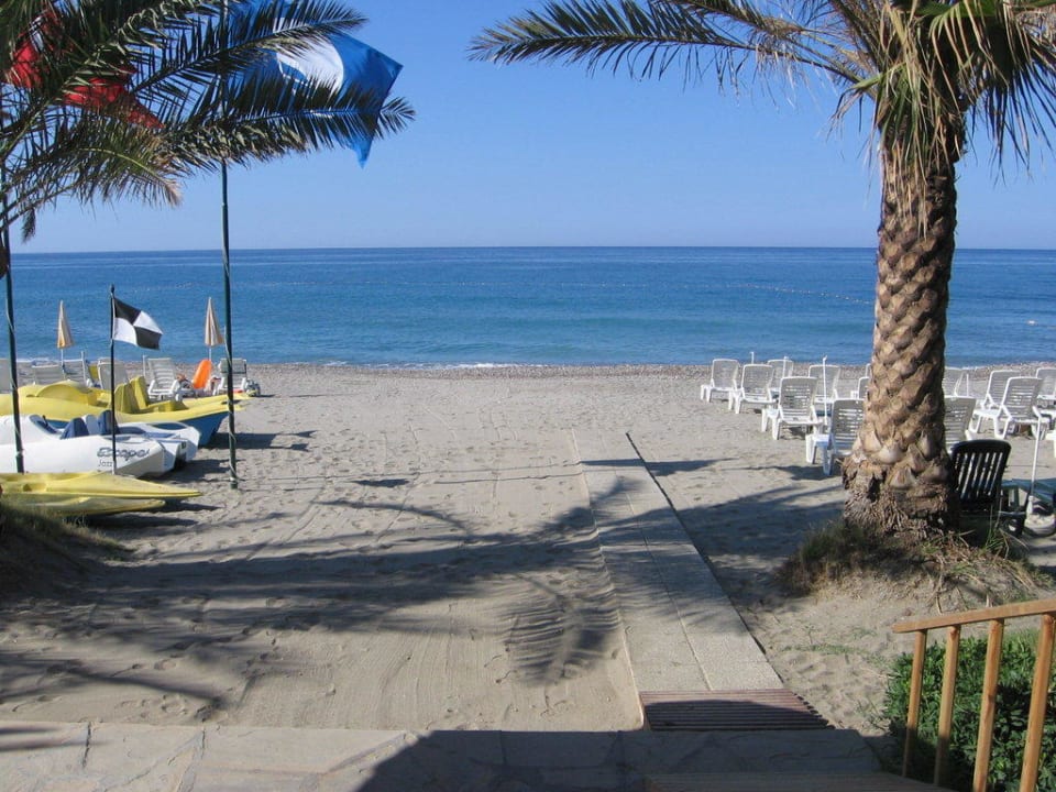 Blick zum hoteleigenen Strand Hotel Yetkin