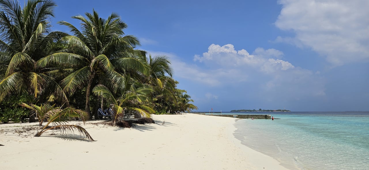 Strand Adaaran Select Meedhupparu Island Resort - Premium All Inclusive