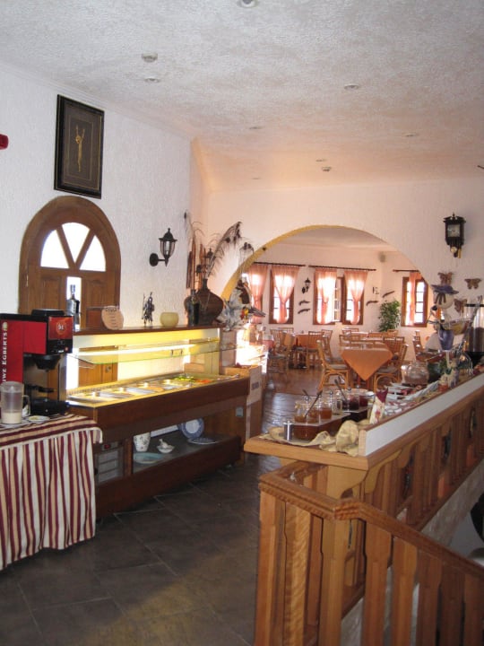 Essensausgabe (Teil) Gaia Garden Hotel