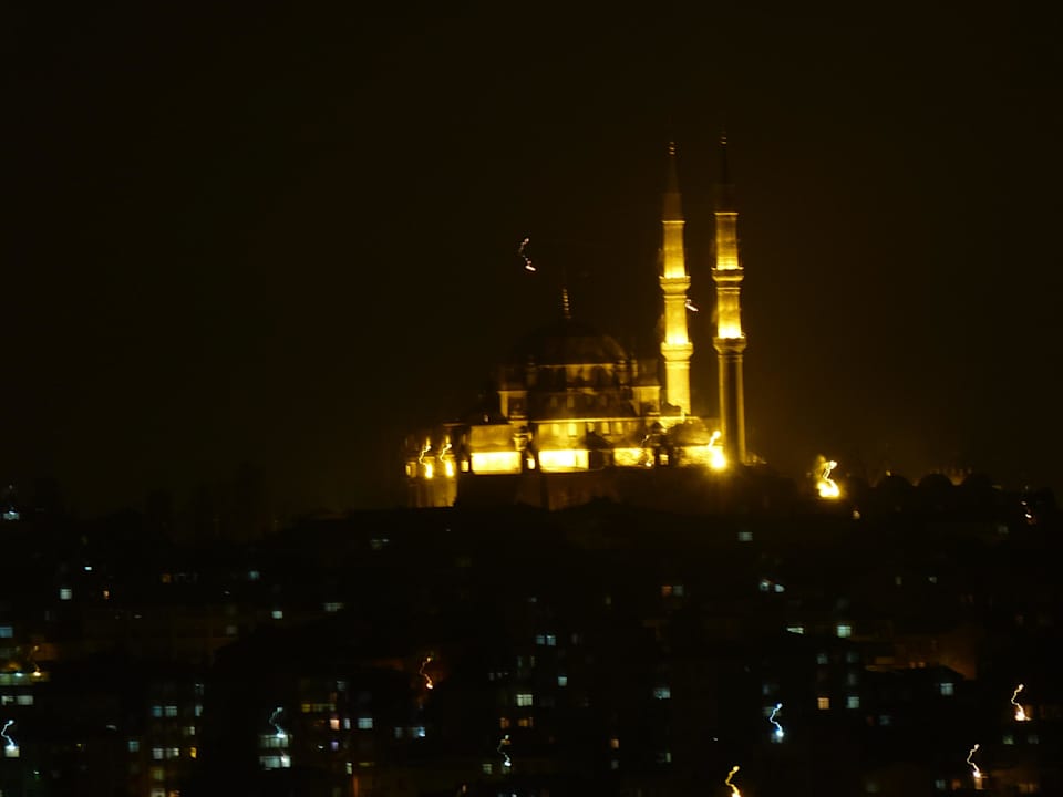 Aus der 9. Etage - Panoramarestaurant Hotel Grand Halic