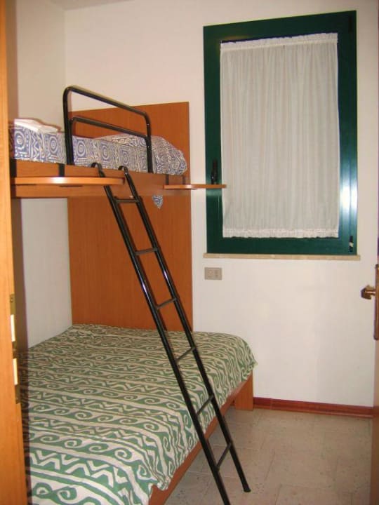 Kinderzimmer Villaggio Turistico Mare Si