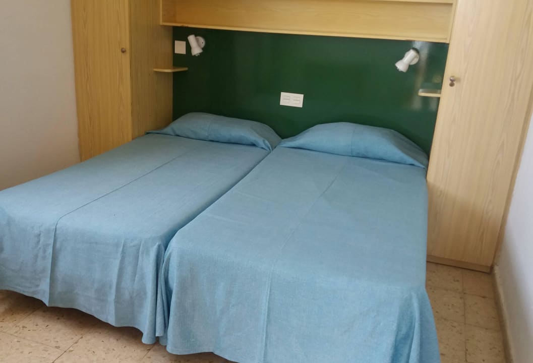 Separates Schlafzimmer Corona Roja