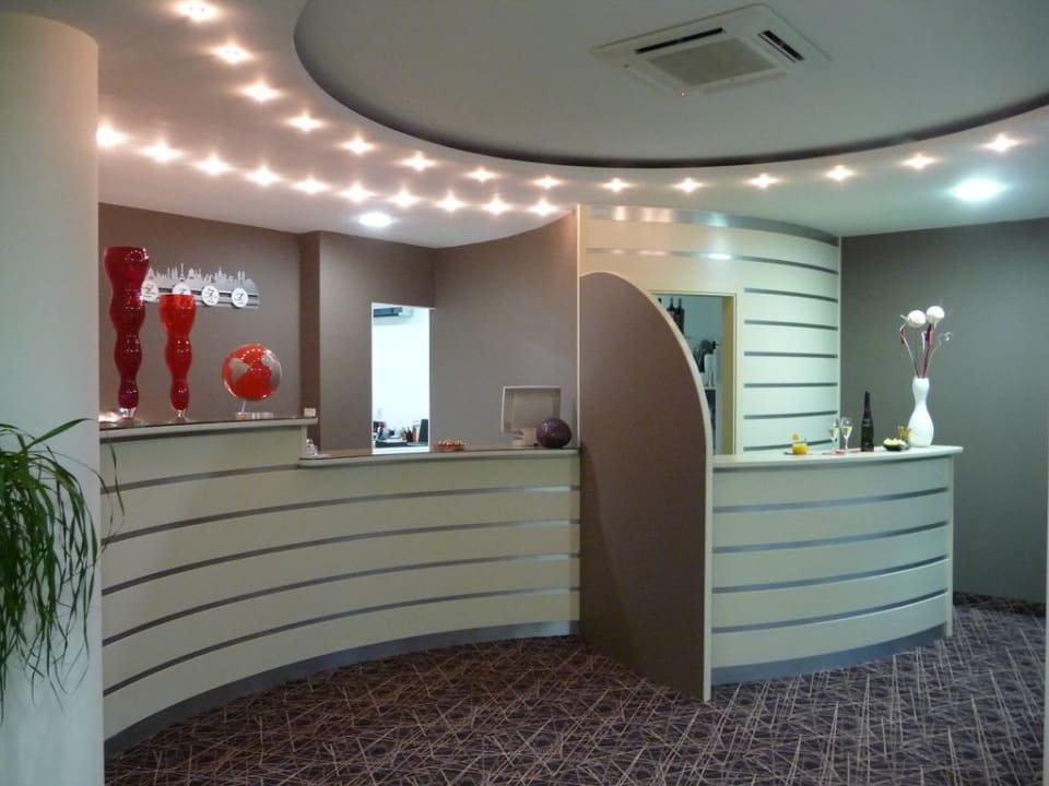 Reception Ivrea Crystal Palace