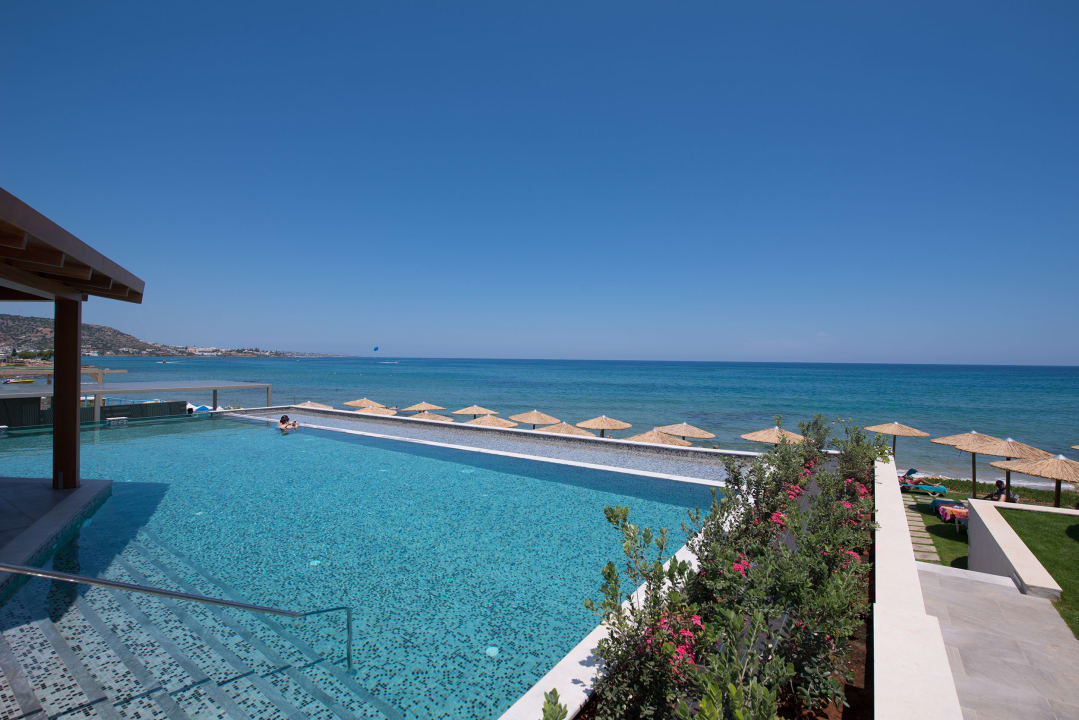 Pool Cactus Mare - Adults only