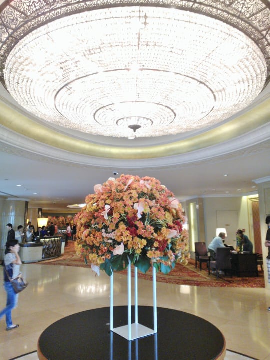 Teil der großen Hotellobby Shangri-La Hotel, Bangkok