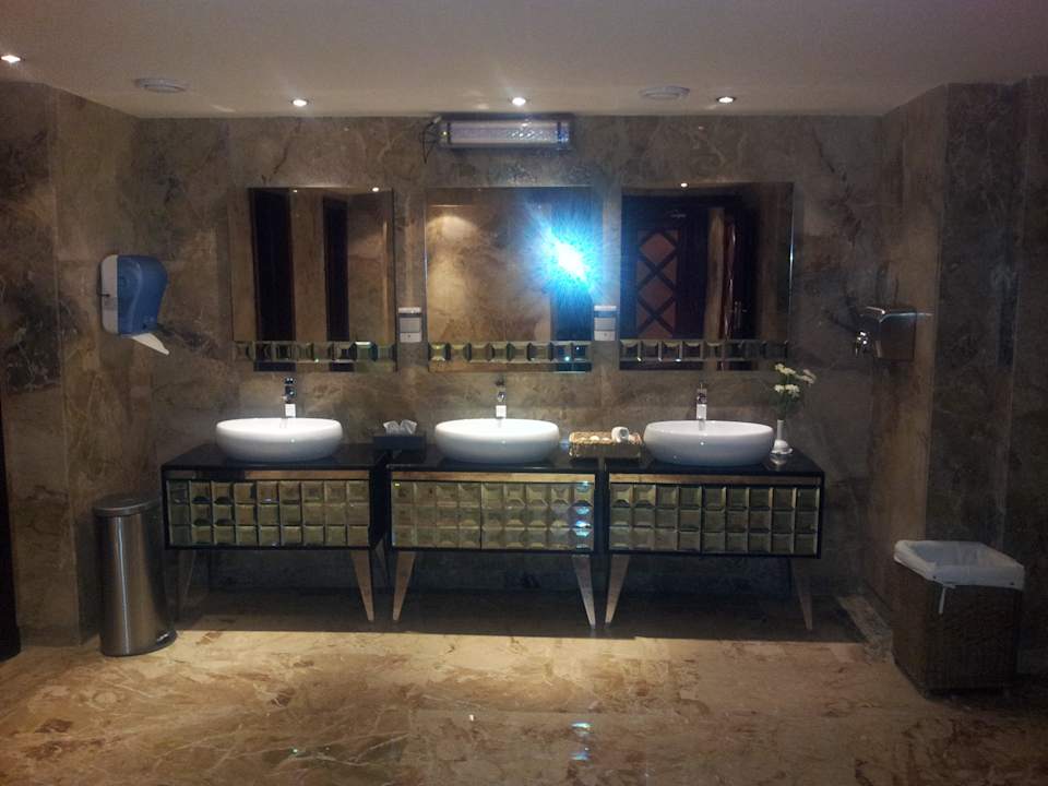 Lobby wc luxus Premier Le Reve Hotel & Spa