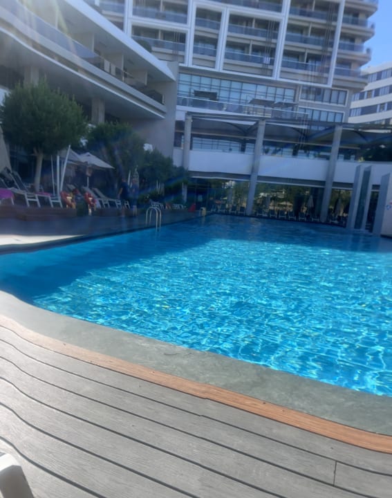 Pool The Sense Deluxe Hotel