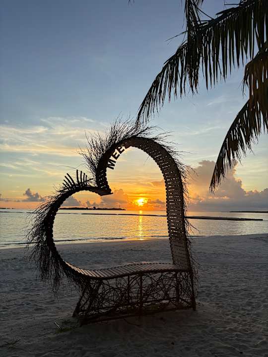 Strand Adaaran Select Meedhupparu Island Resort - Premium All Inclusive