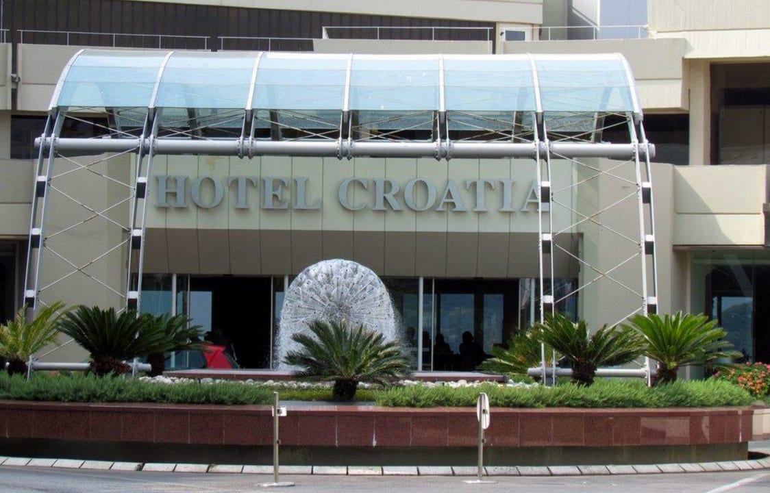 Entrance Hotel Croatia