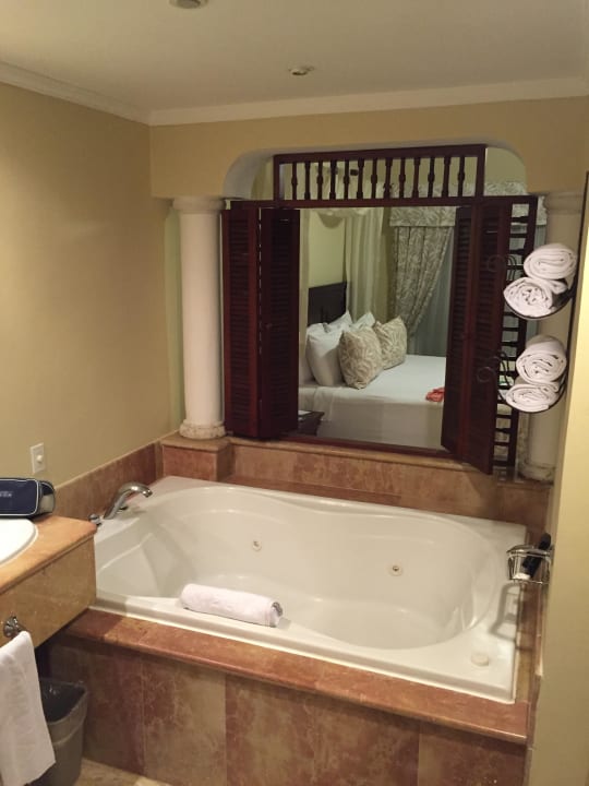 Jacuzzi Meliá Caribe Beach Resort-All Inclusive