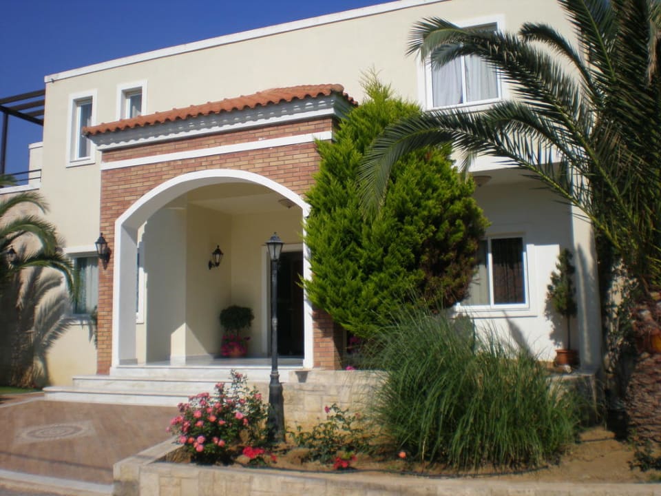 Wejście do hotelu Chrispy Waterpark Resort