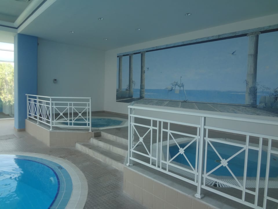 Whirpool im Innenbereich Rodos Palladium Leisure & Wellness