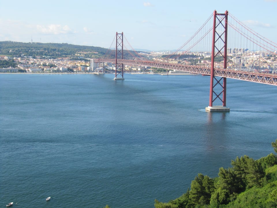 Super Blick auf Lissabon HI Hostel Almada - Pousada de Juventude