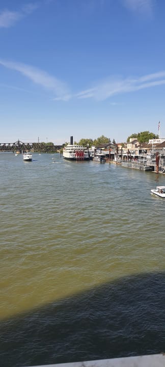 Außenansicht Hotel Delta King