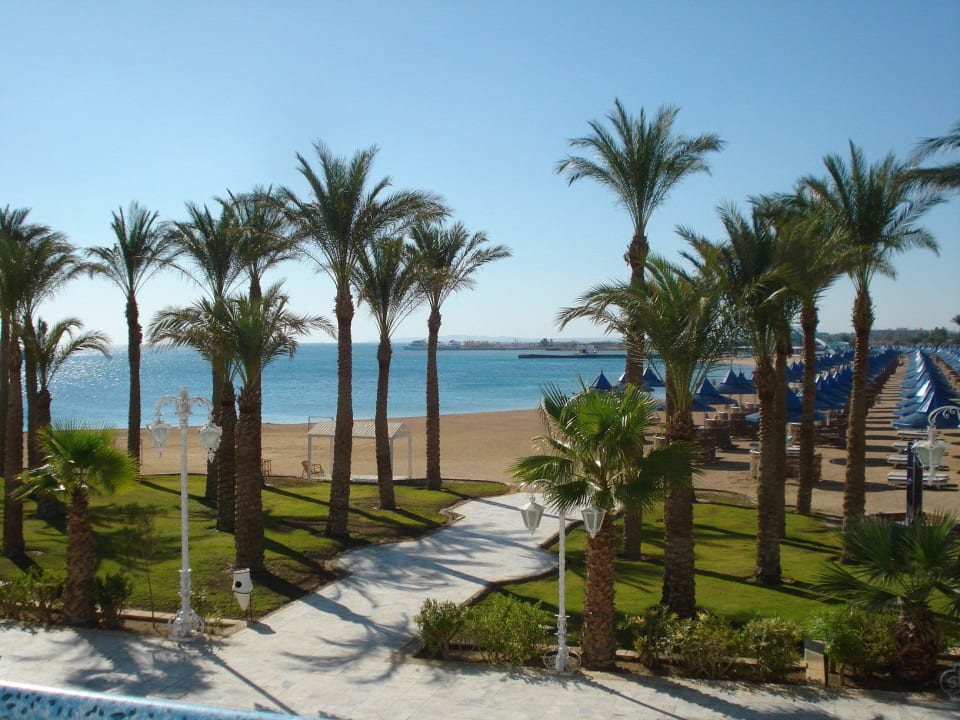 Toller Blick aus unserem Zimmer The Grand Hotel Hurghada