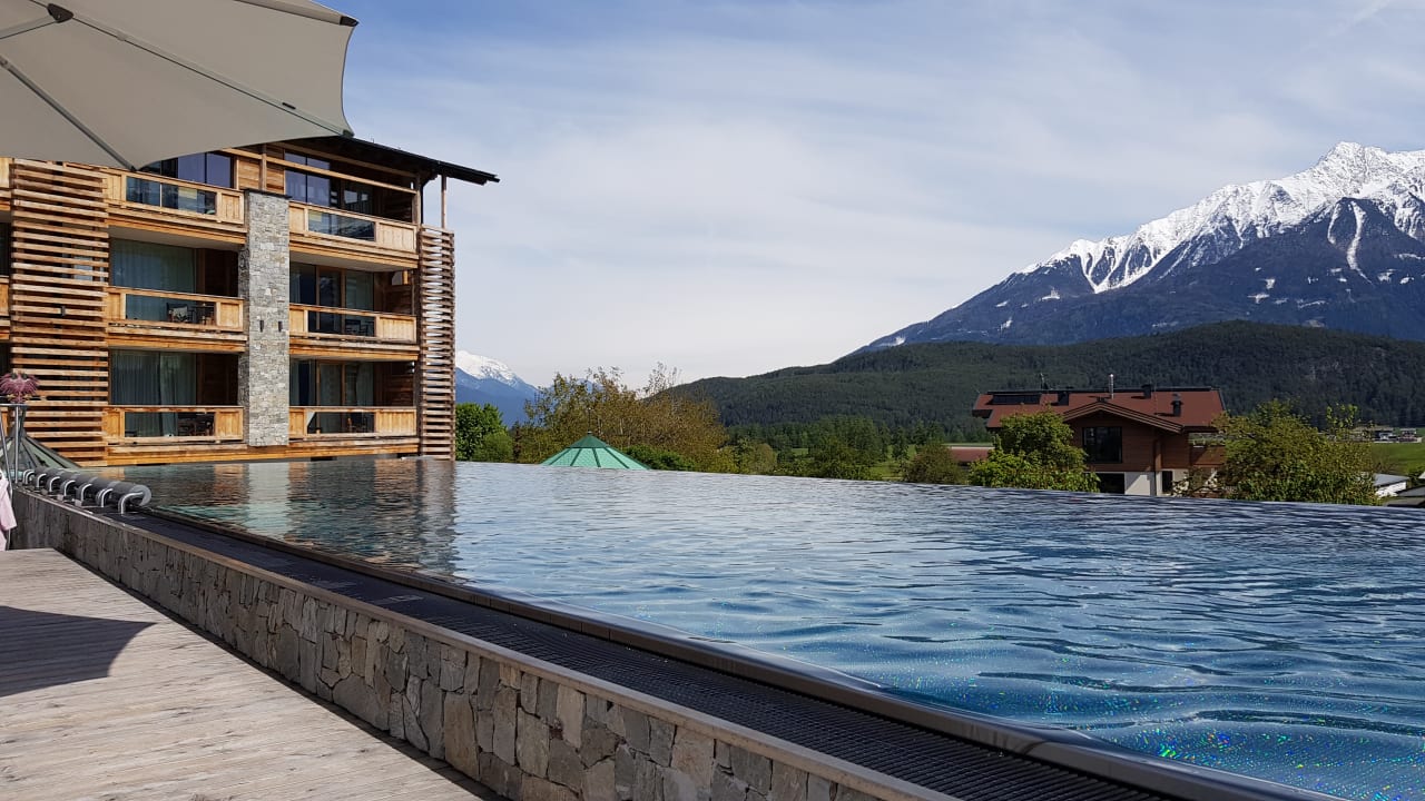 Ausblick Alpenresort Schwarz