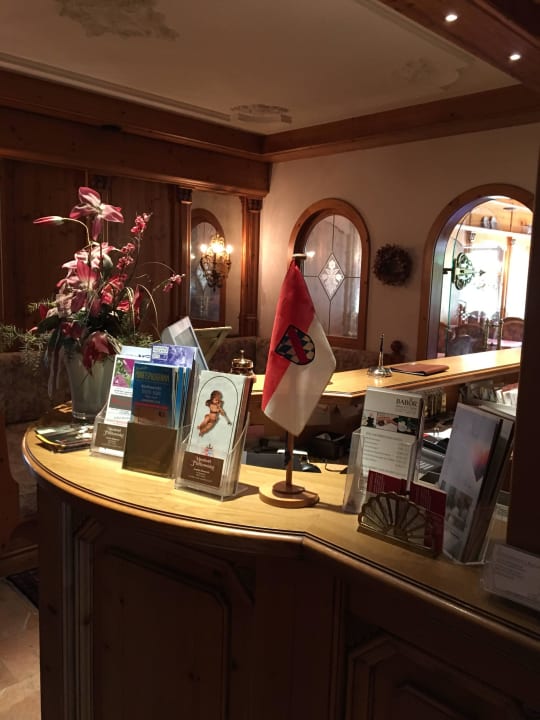 Rezeption Alpenhotel Pfaffenwinkel