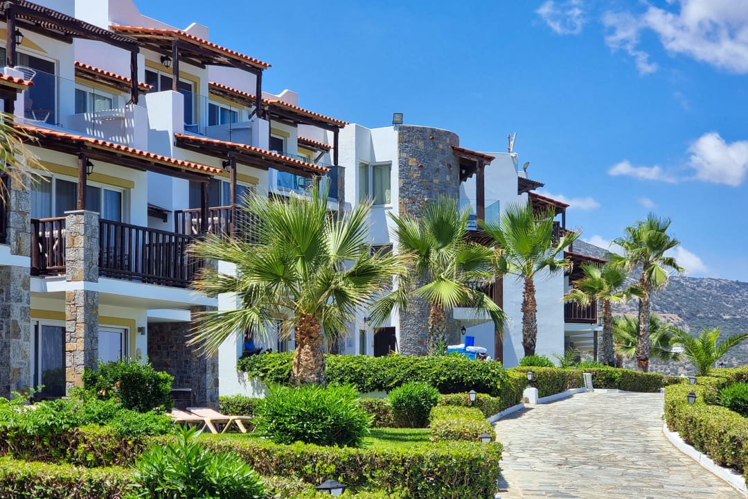 Außenansicht Alexander Beach Hotel & Village Resort