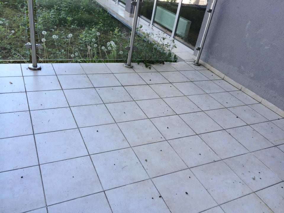 "Porządek" na tarasie Apartamenty Diva Kołobrzeg