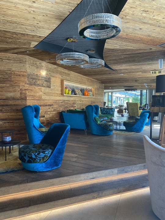 Lobby Quellenhof Luxury Resort Passeier