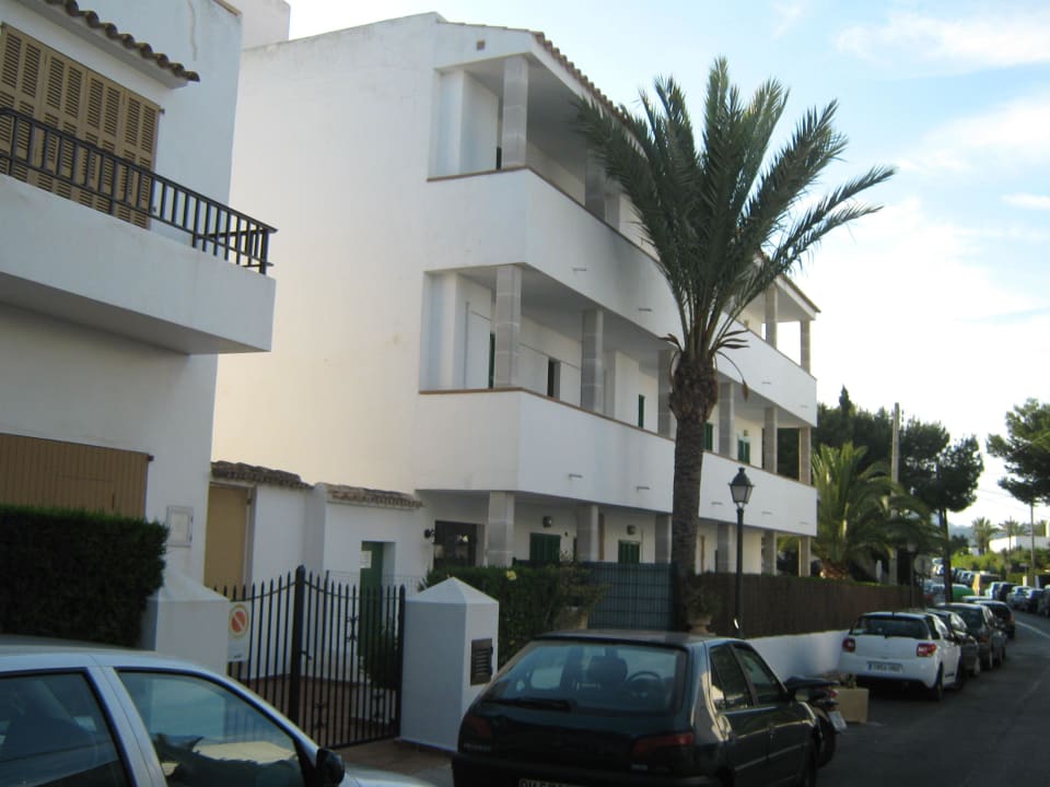 Nebengebäude des hotels Hotel Ses Puntetes