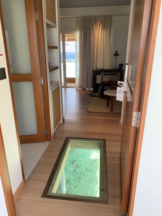 Zimmer Ellaidhoo Maldives by Cinnamon