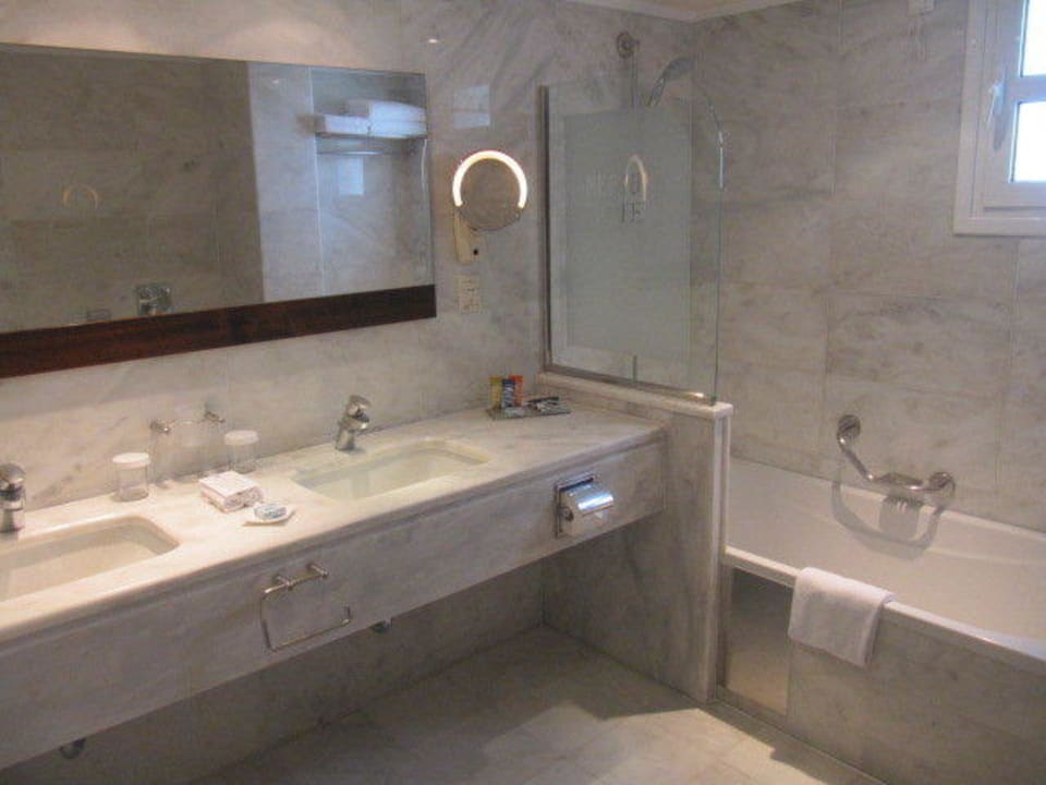 Łazienka Neptune Luxury Resort