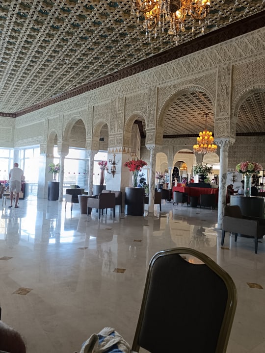 Lobby Hotel JAZ Tour Khalef