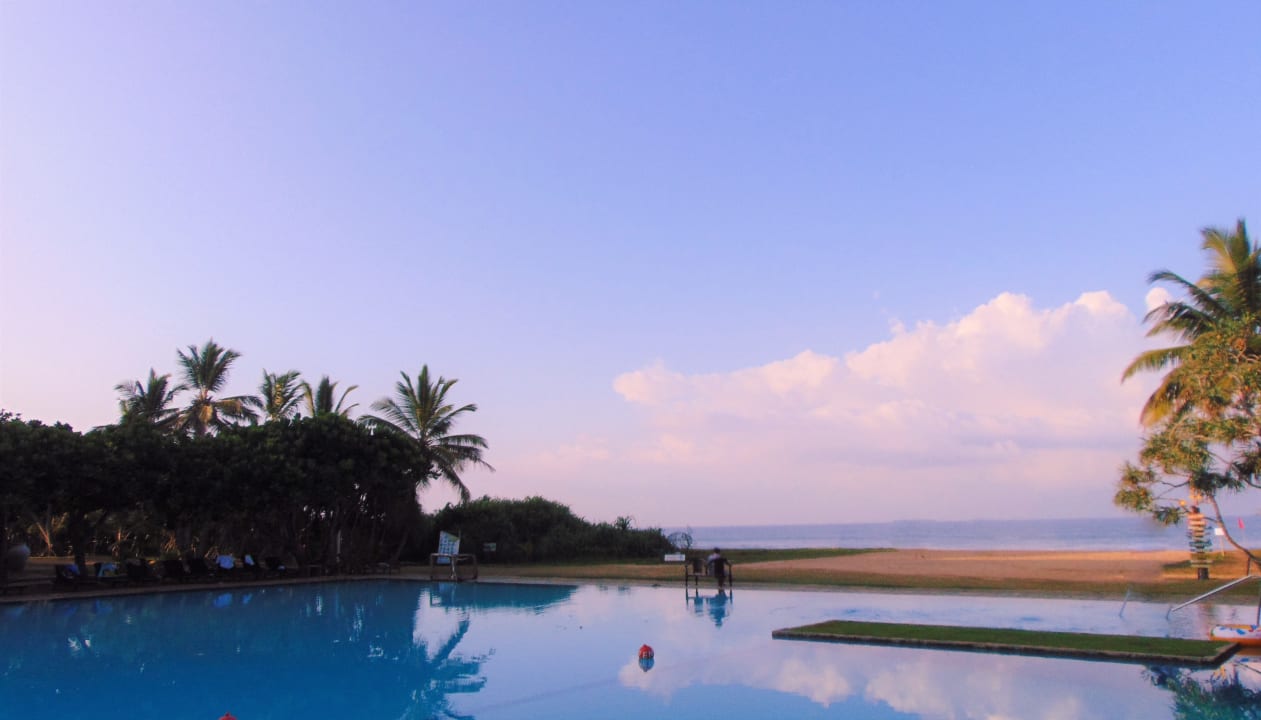 Pool Heritance Ahungalla