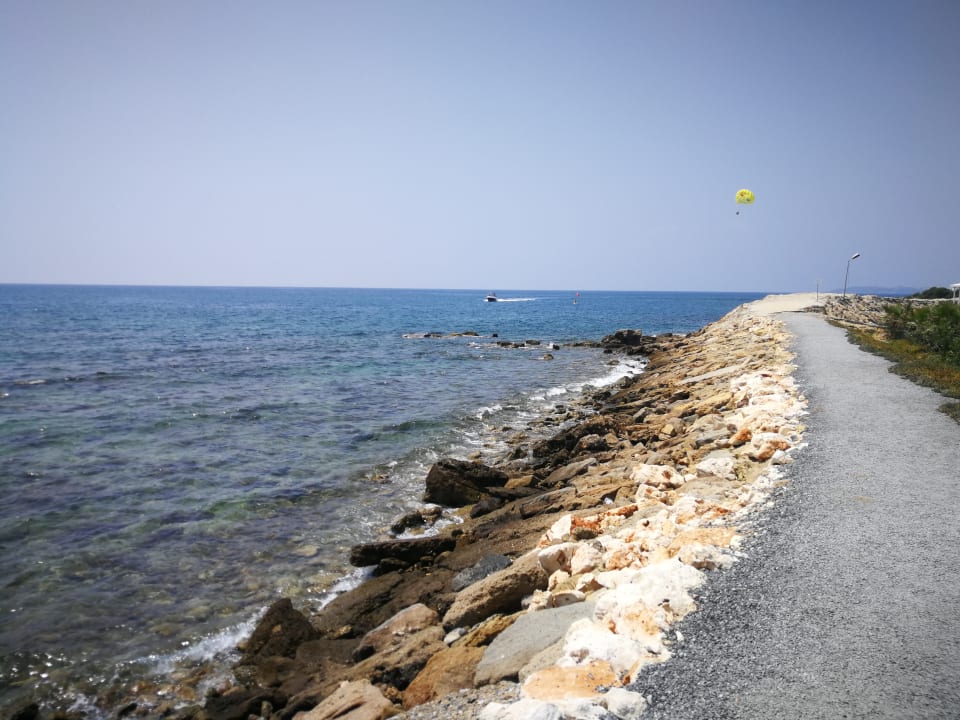 Strand Rubi Platinum Spa Resort & Suites