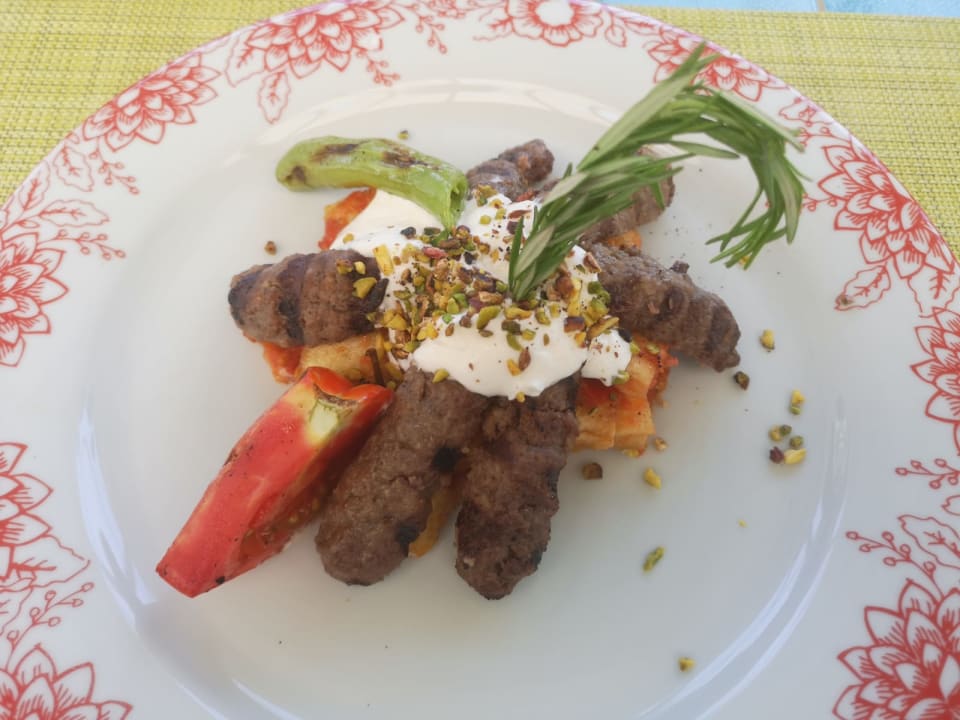 Gastro Acanthus Cennet Barut Collection